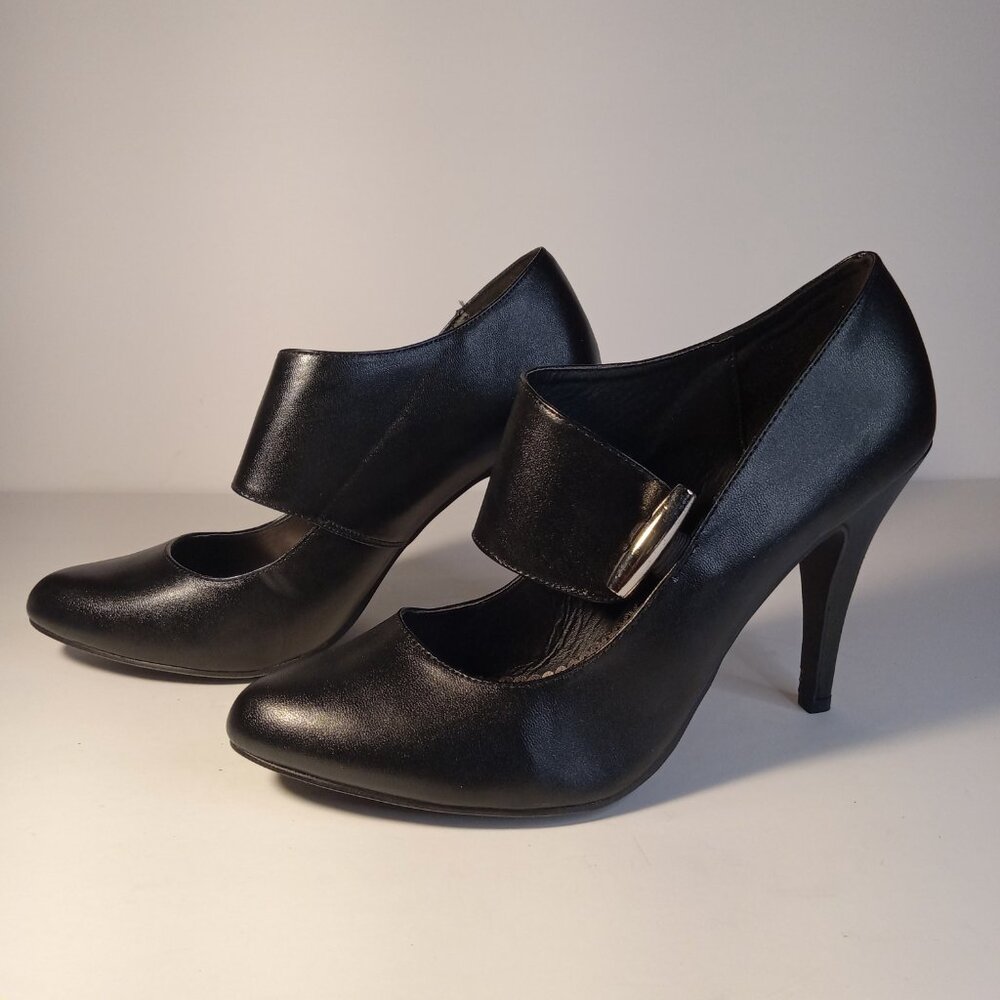LASONIA BLACK WET 8.5 HIGH HEEL SHOES